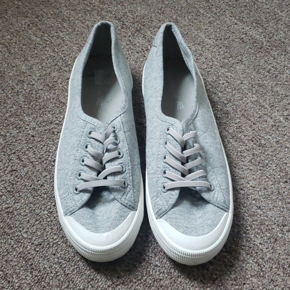 🌺🌺Women's American Eagle sneakers🌺🌺